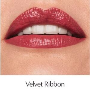 Estee Lauder Velvet Ribbon Lipstick Limited Edition New
